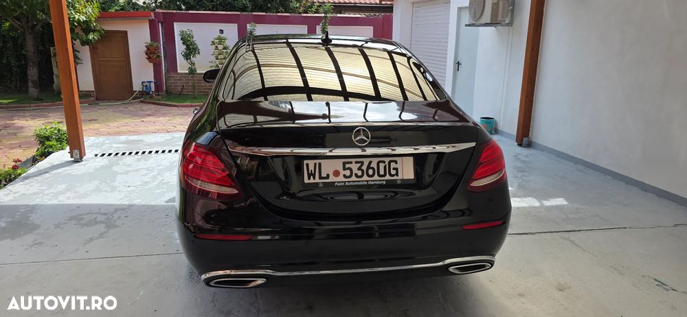 Mercedes-Benz E 220 d 9G-TRONIC AMG Line - 10