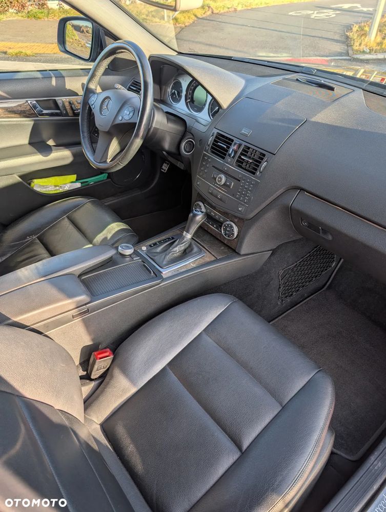 Mercedes-Benz Klasa C 220 CDI DPF Automatik Avantgarde - 9