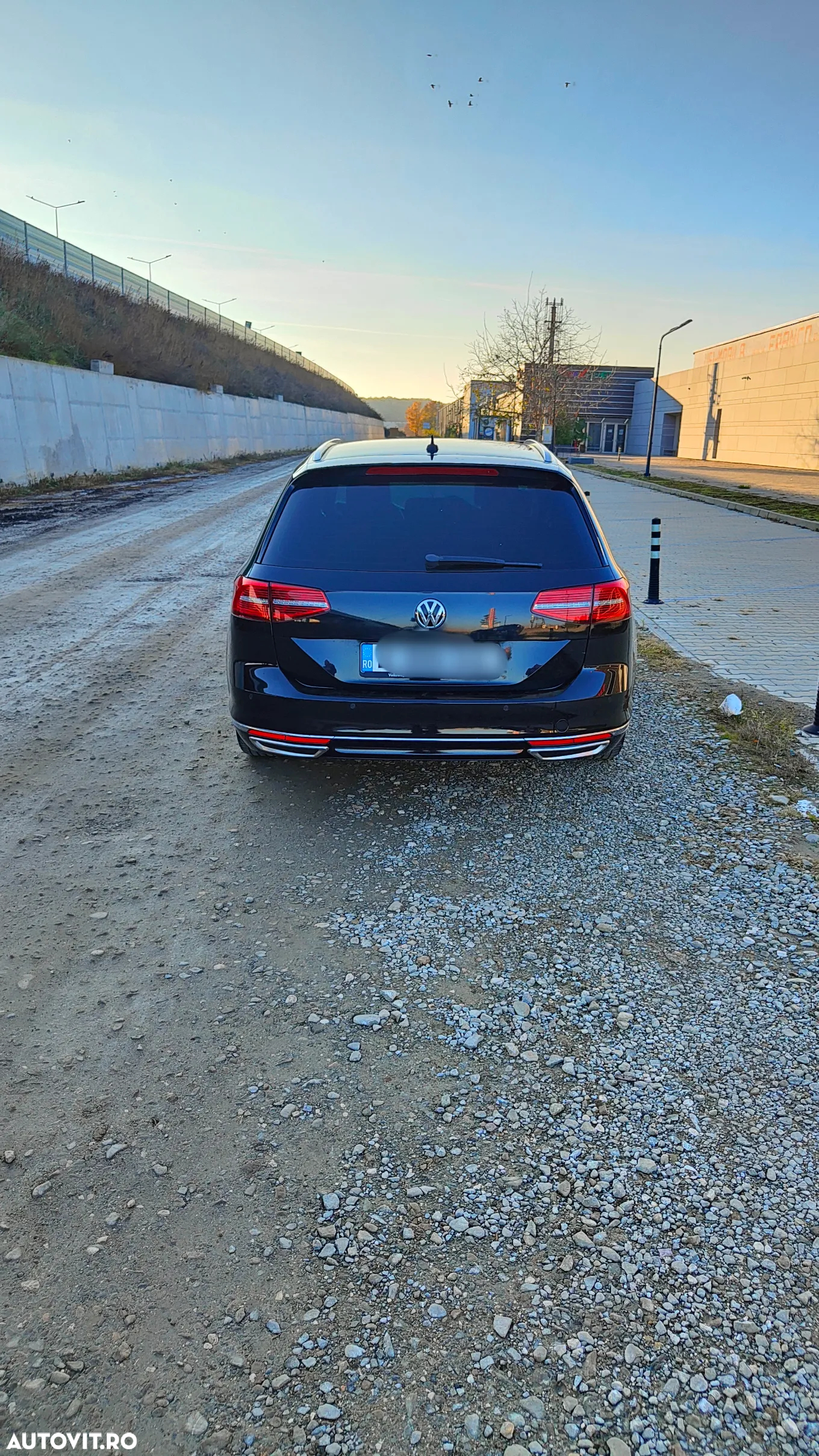 Volkswagen Passat Variant 2.0 TDI DSG Highline - 4