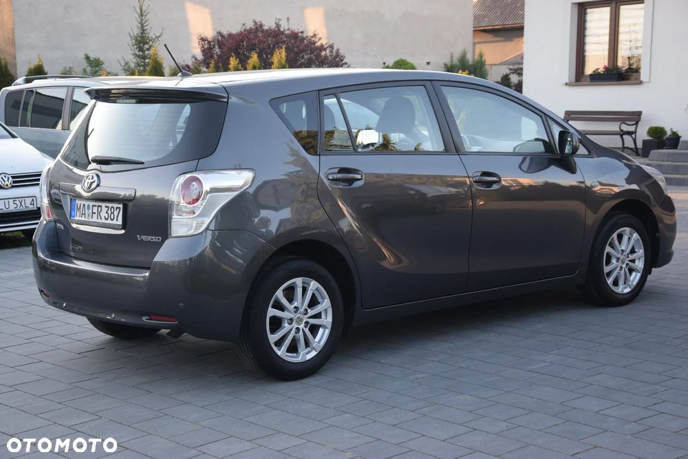 Toyota Verso - 6
