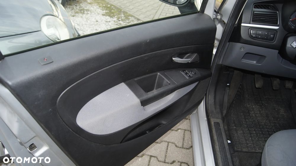 Fiat Linea 1.4 Active Euro5 - 10