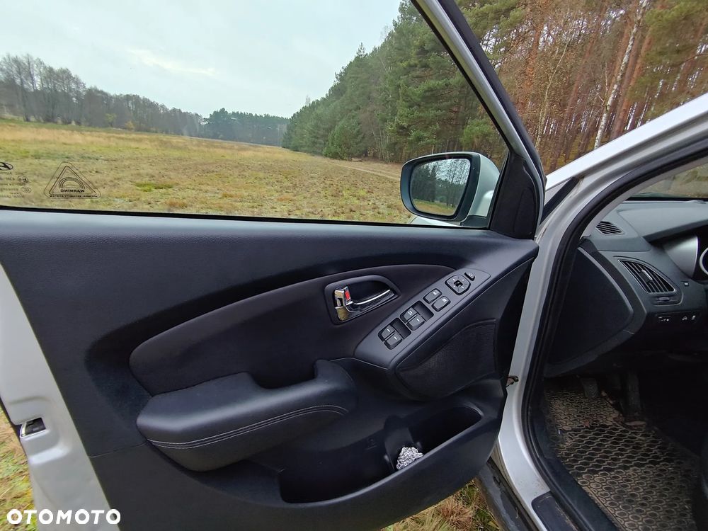 Hyundai ix35 - 23