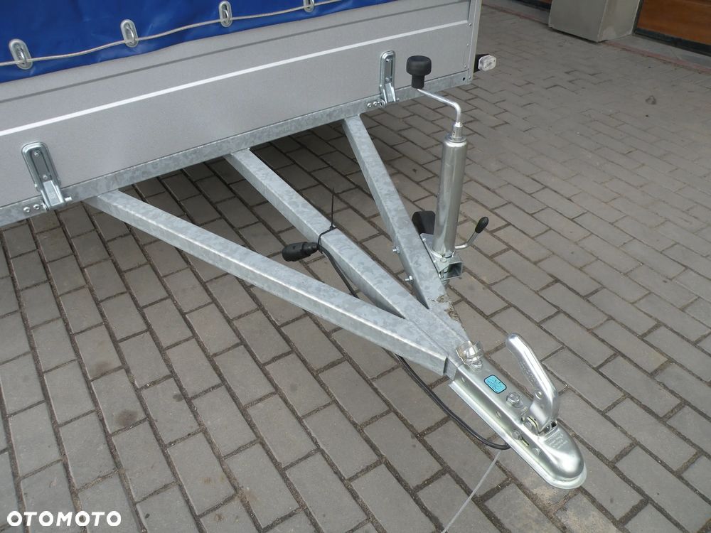 Rydwan C-750/H3 - 5