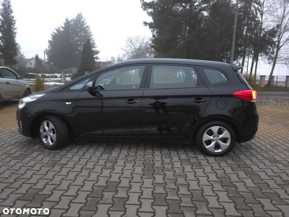 Kia Carens 1.7 CRDi Vision - 9