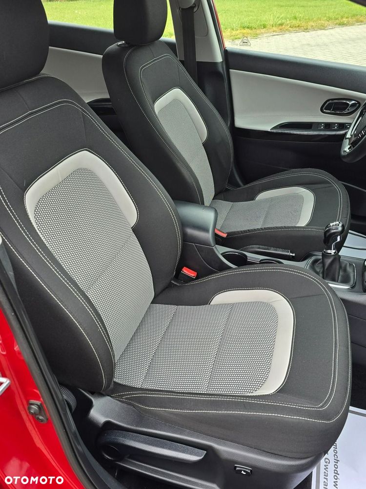 Kia Ceed - 22