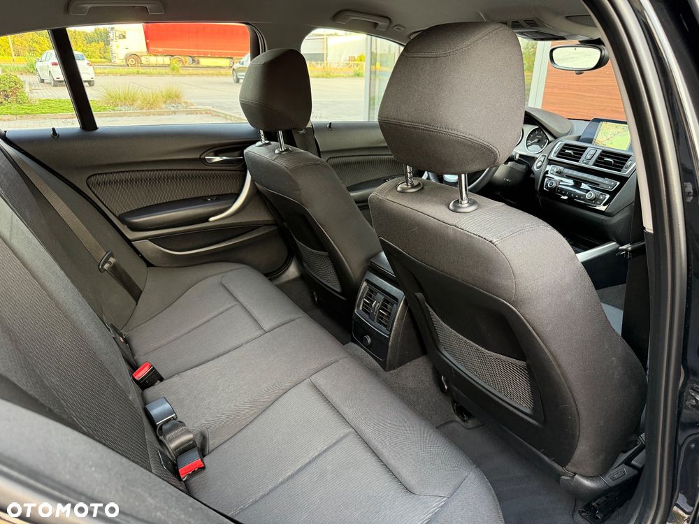 BMW Seria 1 120d Urban Line - 26