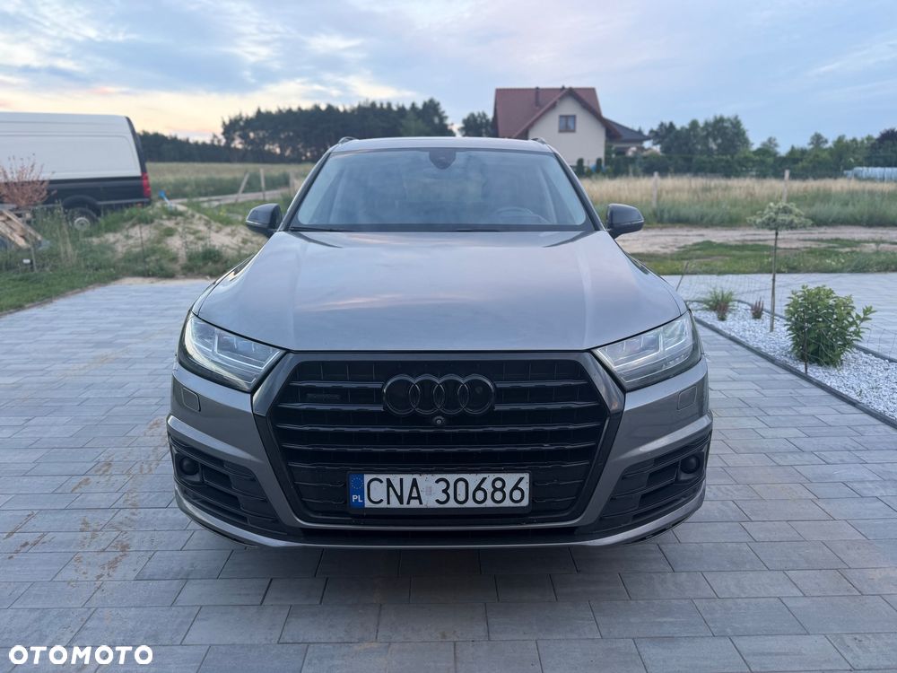 Audi SQ7 - 8