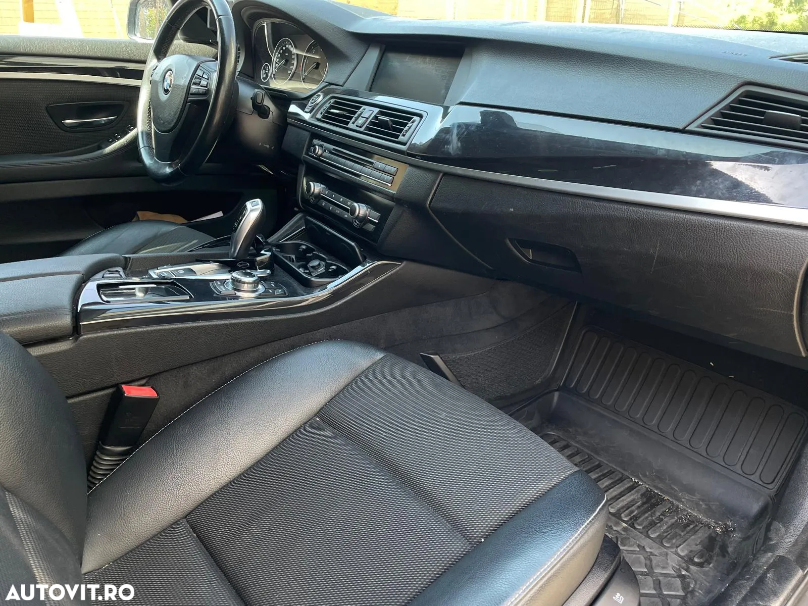BMW Seria 5 520d Touring Aut. - 9