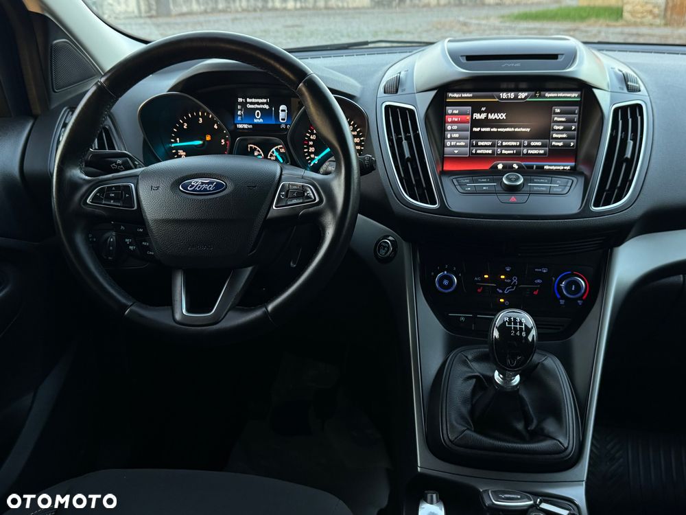 Ford Kuga 2.0 TDCi 4x4 Titanium - 22