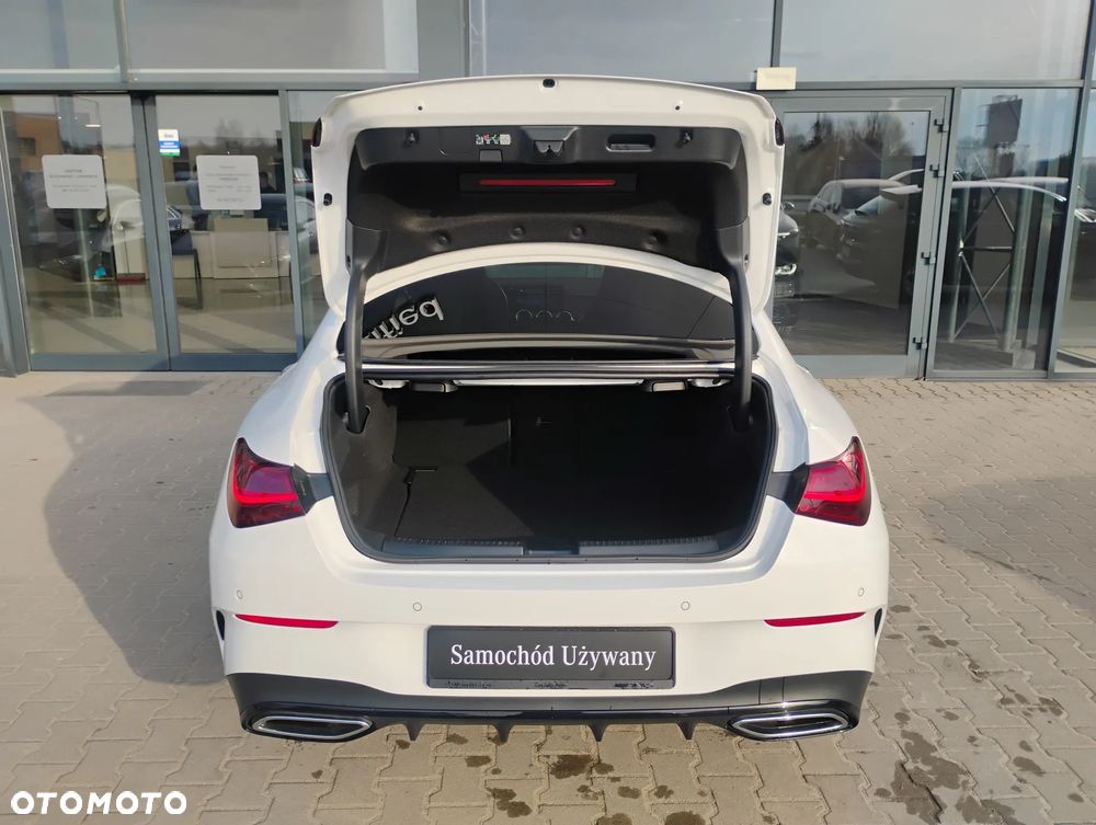 Mercedes-Benz CLA 180 mHEV AMG Line 7G-DCT - 13