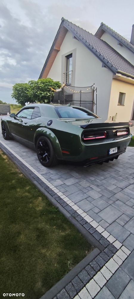 Dodge Challenger 5.7 R/T - 9