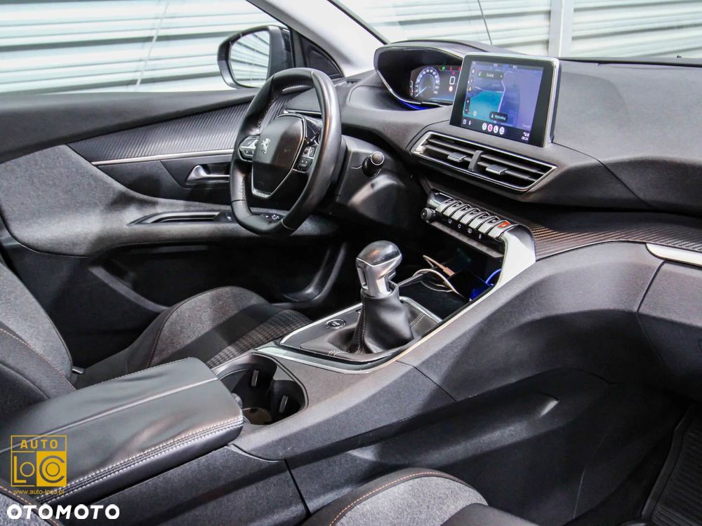 Peugeot 3008 PureTech 130 Stop & Start GPF Allure - 15