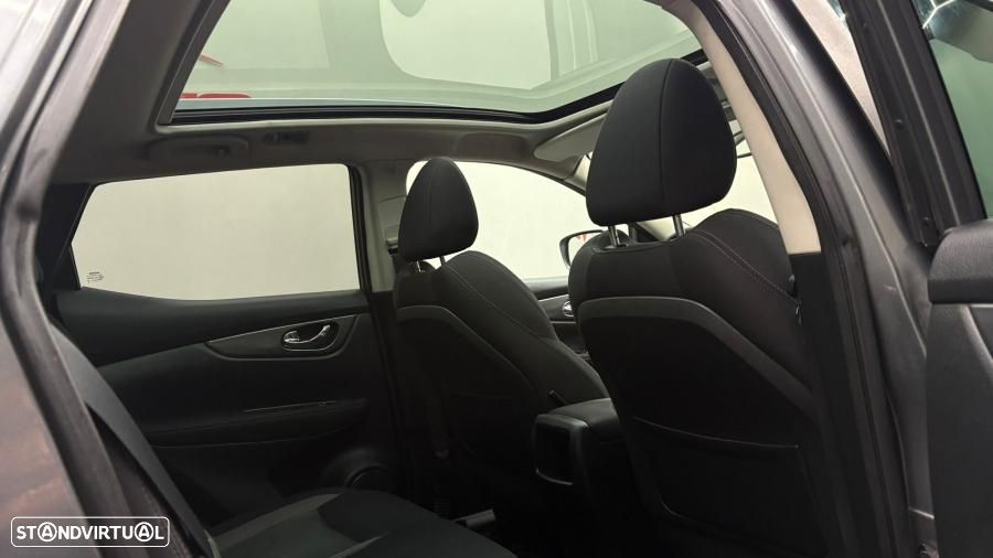 Nissan Qashqai 1.5 dCi Tekna Premium - 19