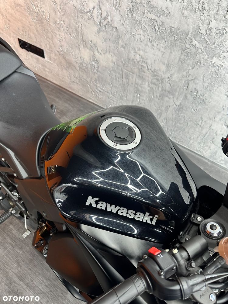 Kawasaki Z - 17