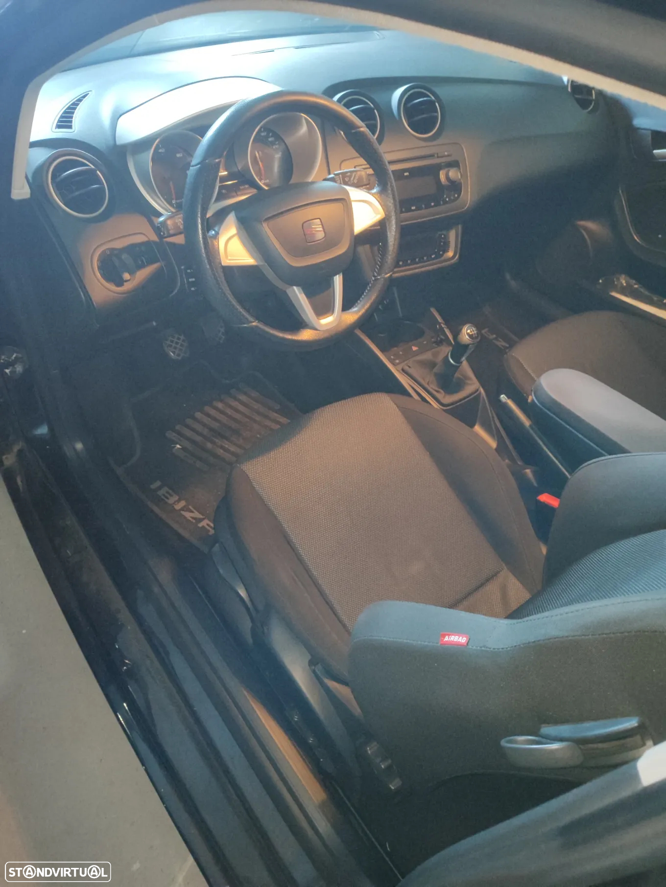 SEAT Ibiza SC 1.9 TDi Sport DPF - 10