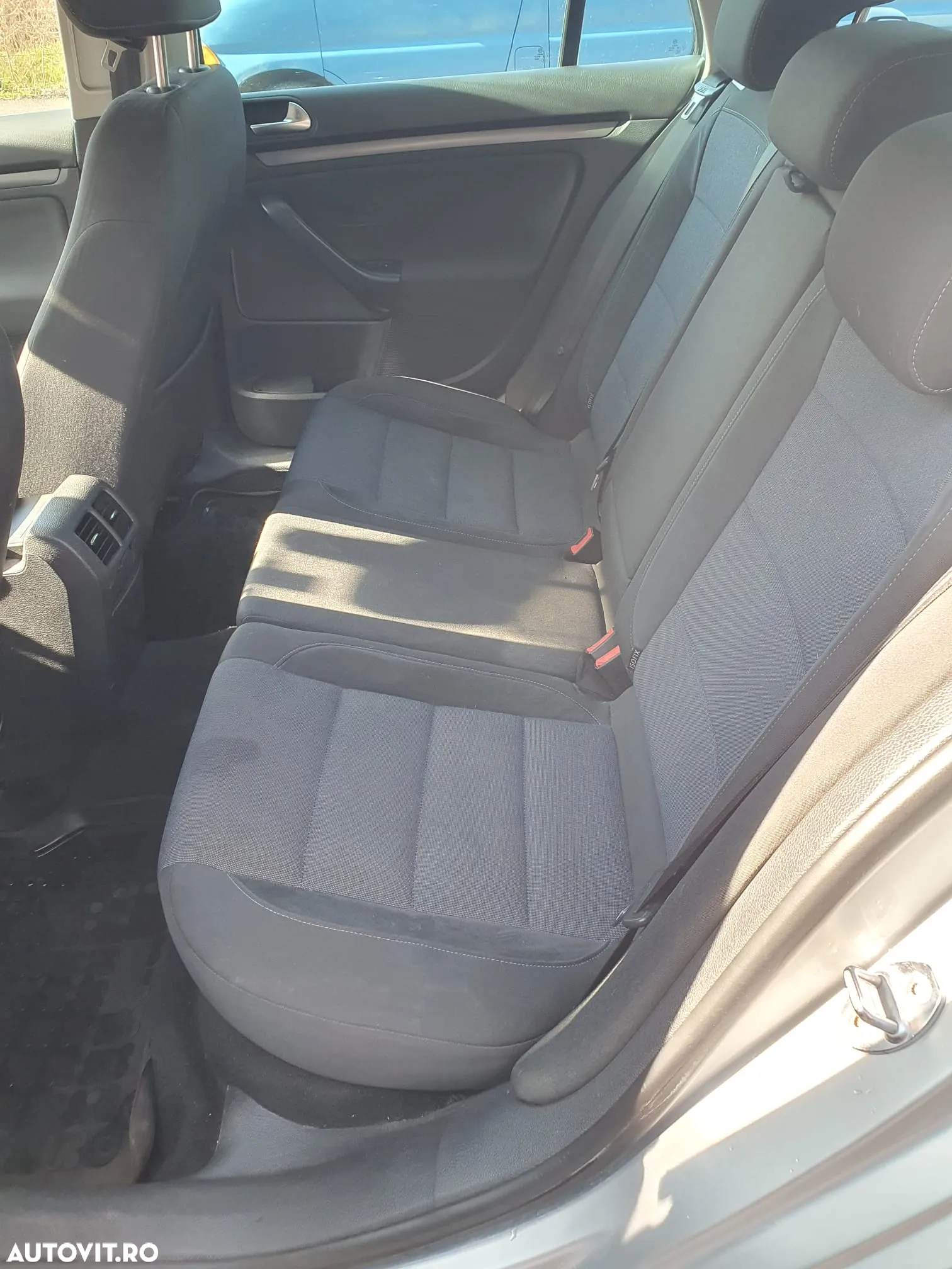 Volkswagen Golf Variant 1.6 TDI DPF BlueMotion Technology DSG Style - 11