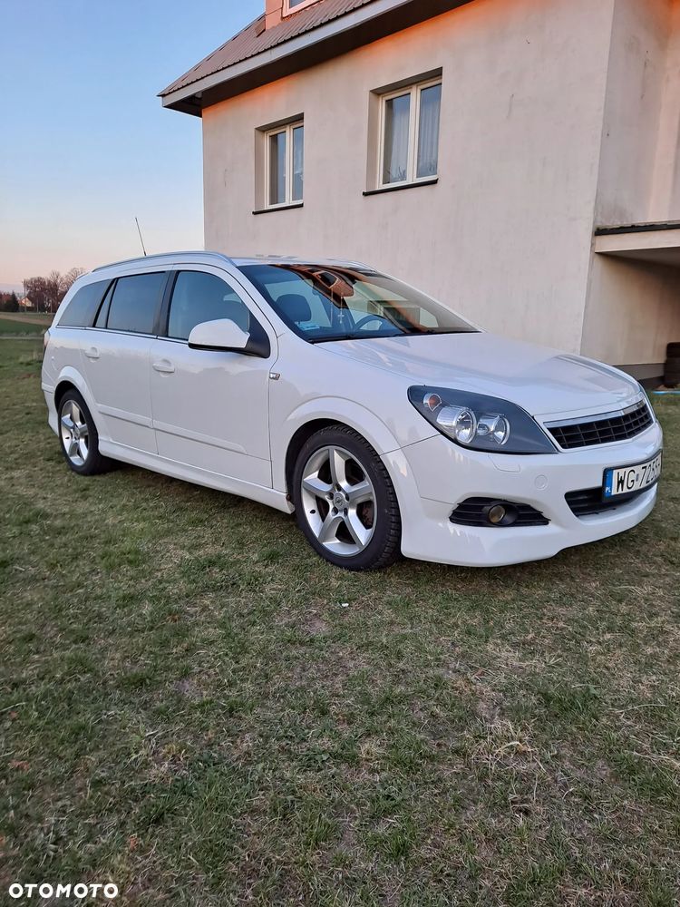 Opel Astra 1.9 CDTI DPF Cosmo - 14
