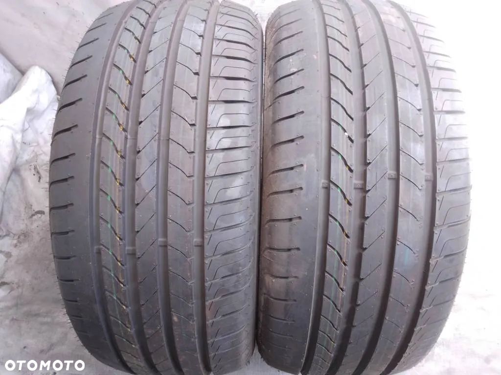 Goodyear EfficientGrip 235/50 R17 96W 2024 - 1