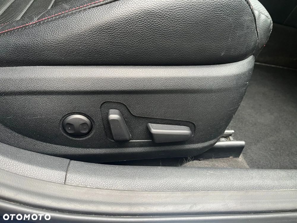 Kia Optima 1.7 CRDI GT Line DCT - 11