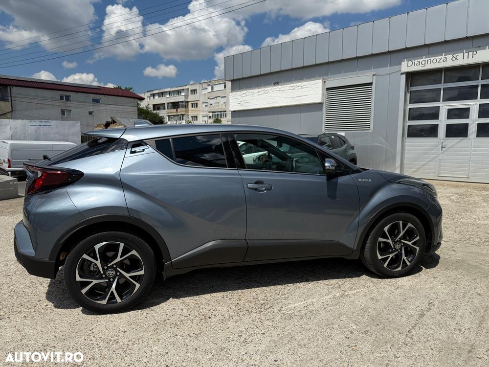 Toyota C-HR 1.8 HSD 122 CP 4x2 CVT C-ult Style - 10