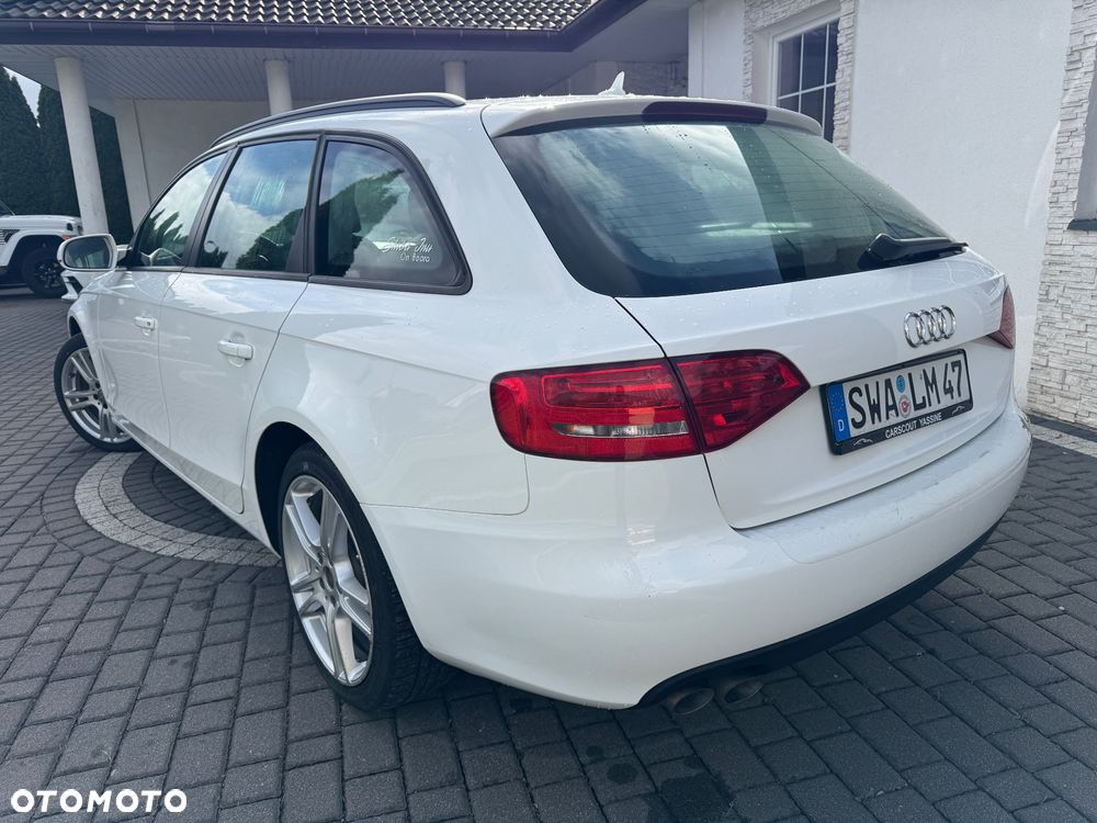 Audi A4 Avant 2.0 TDI DPF Ambiente - 4