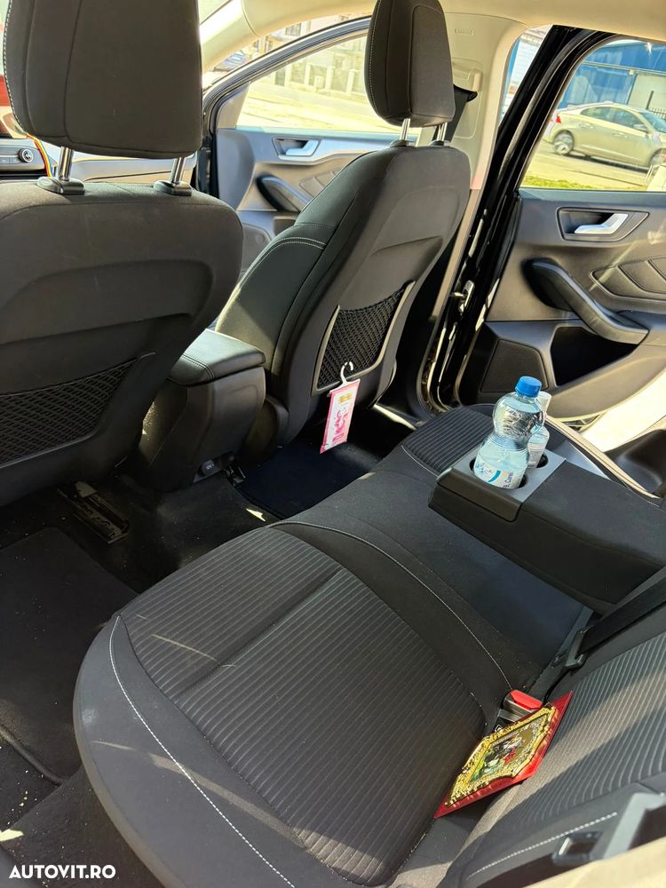 Ford Focus 1.0 EcoBoost Start Stop Titanium - 9