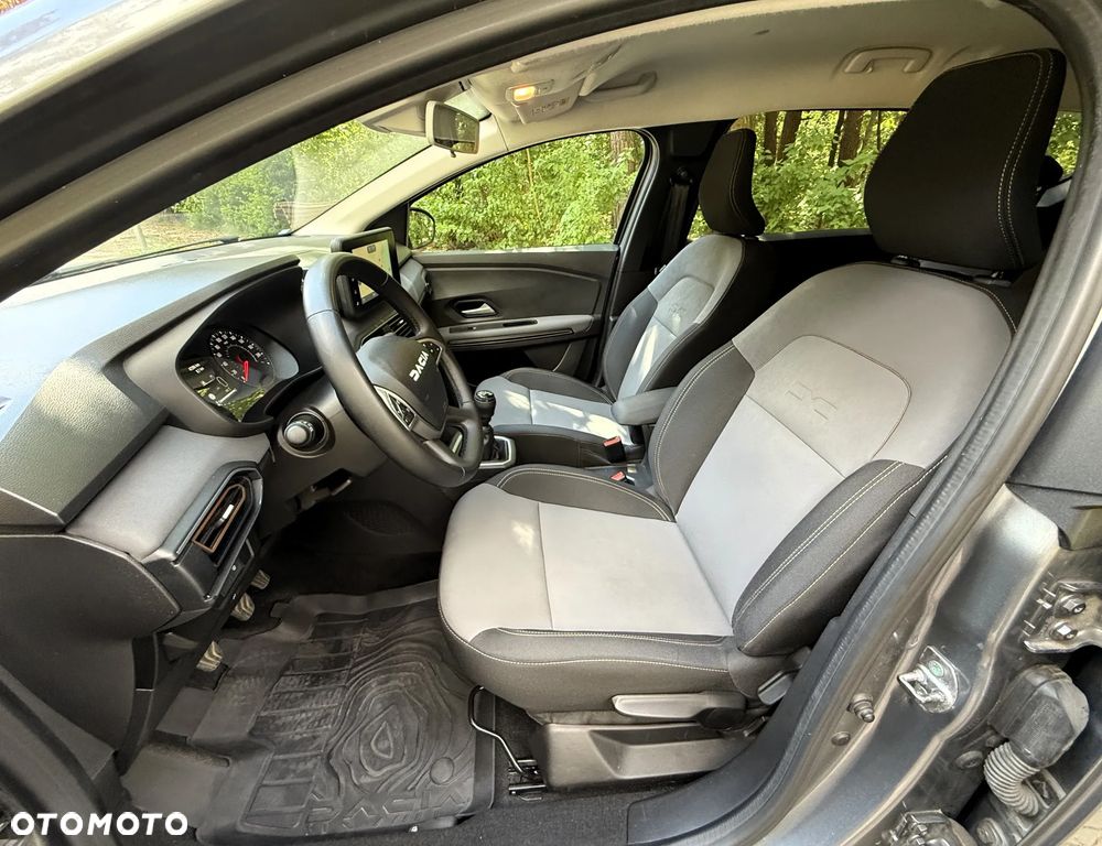 Dacia Jogger 1.0 TCe 110 Extreme 7os - 17