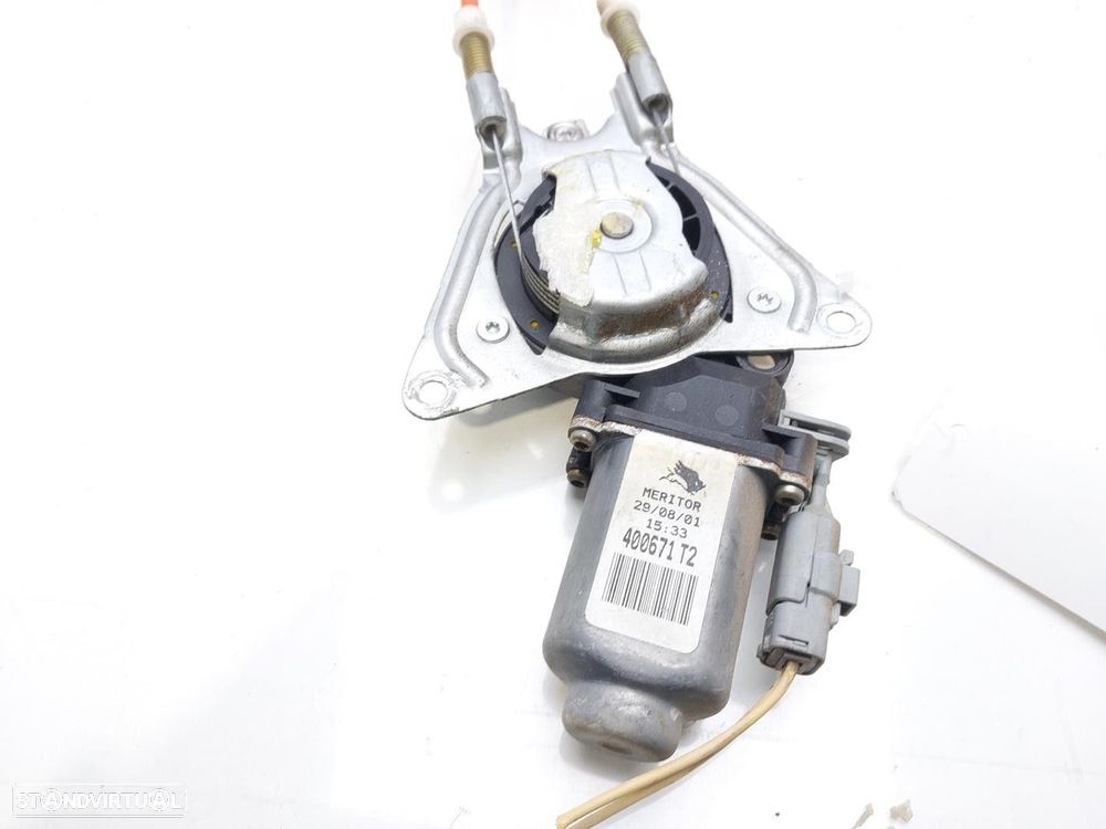 ELEVADOR DE VIDRO FRONTAL ESQUERDO PEUGEOT 106 II 2001 -400671T2 - 2