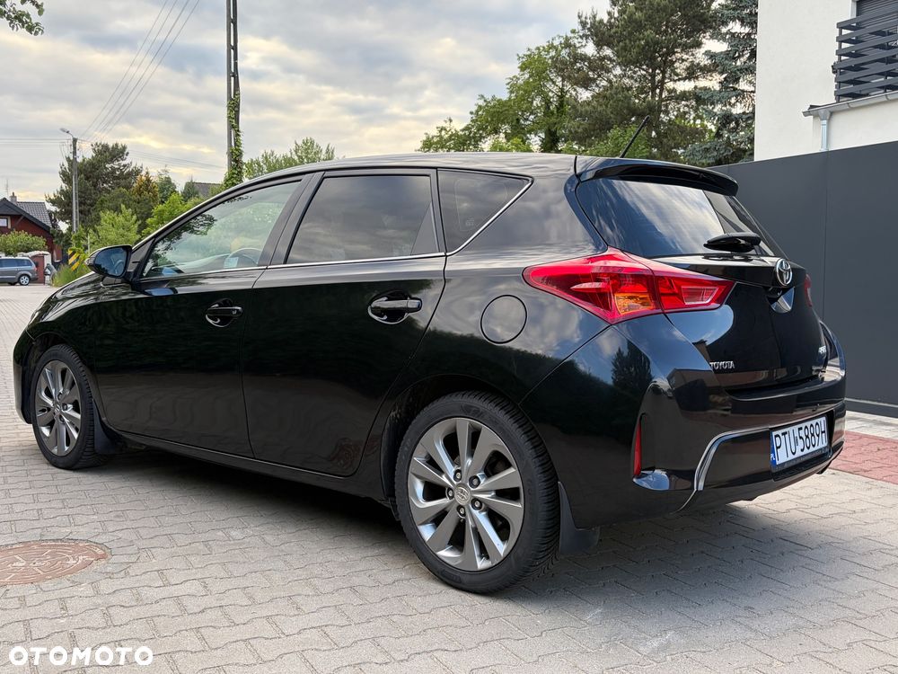 Toyota Auris 1.6 Premium - 8