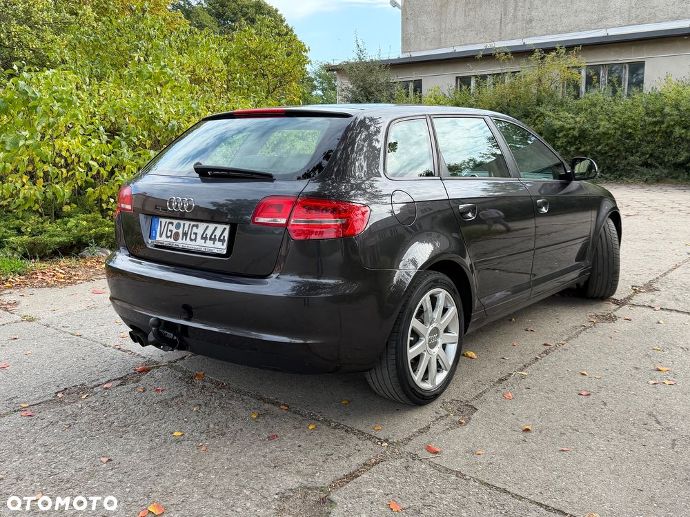 Audi A3 Sportback 2.0 TDI DPF Ambiente - 34