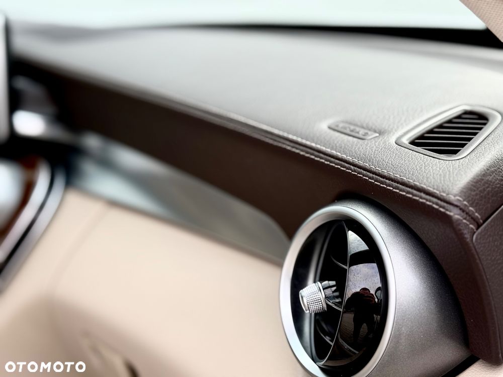 Mercedes-Benz Klasa C - 27