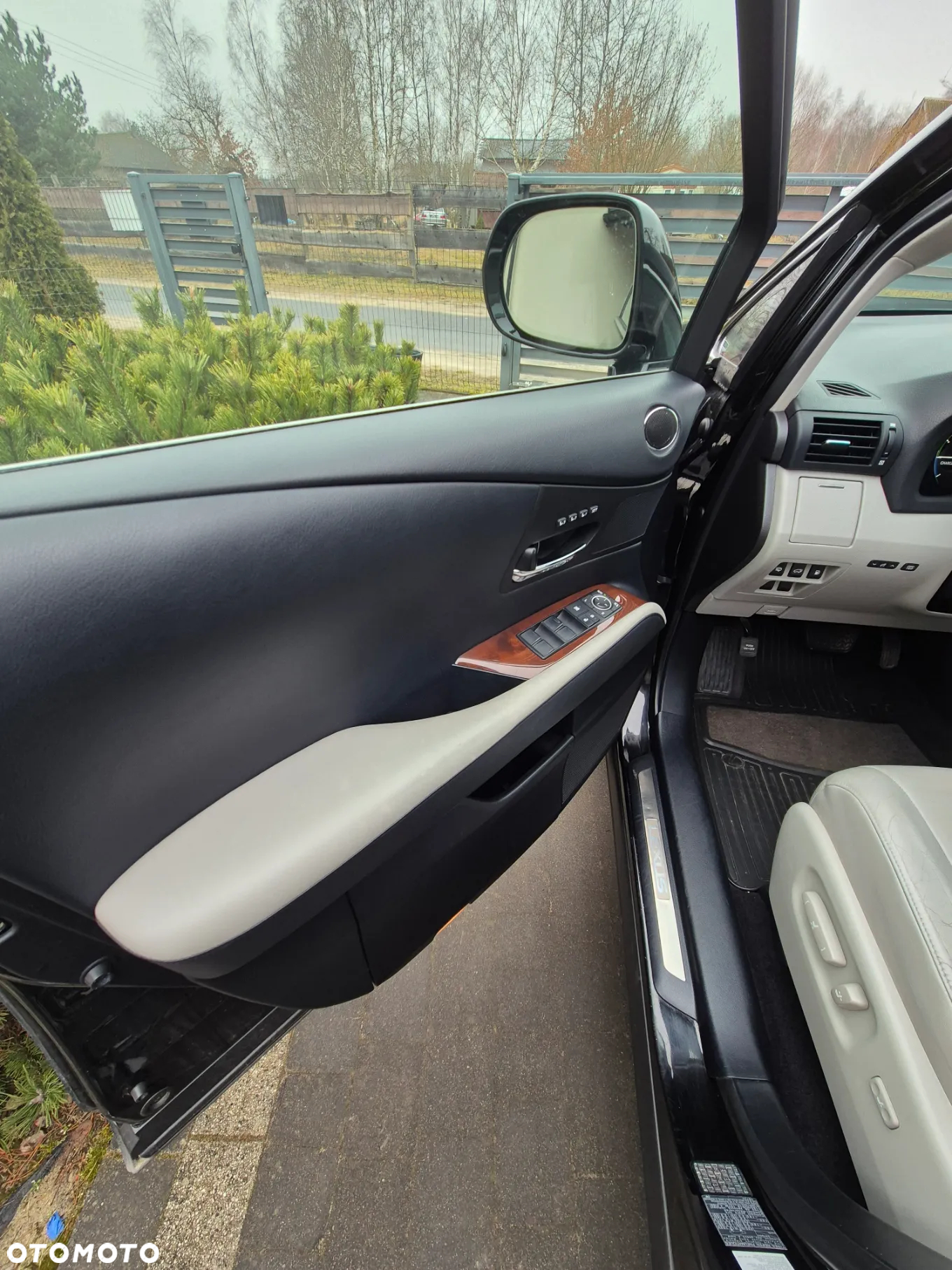 Lexus RX - 7