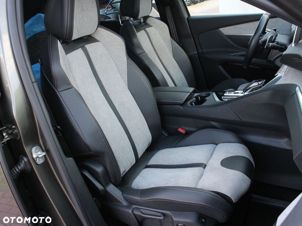 Peugeot 3008 - 11