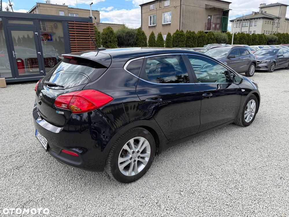 Kia Ceed 1.4 CVVT ISG Dream Team Edition - 19