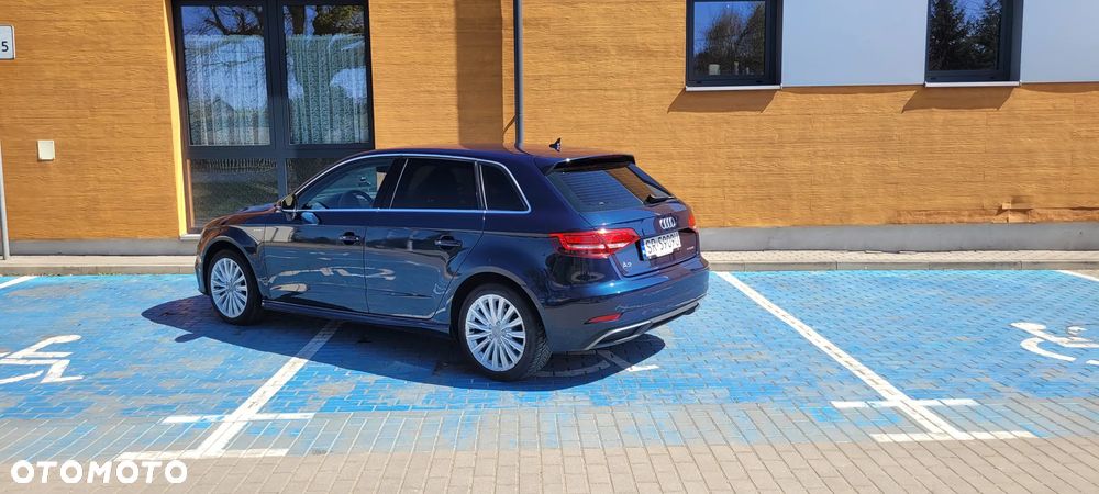 Audi A3 Sportback 2018 photo 3