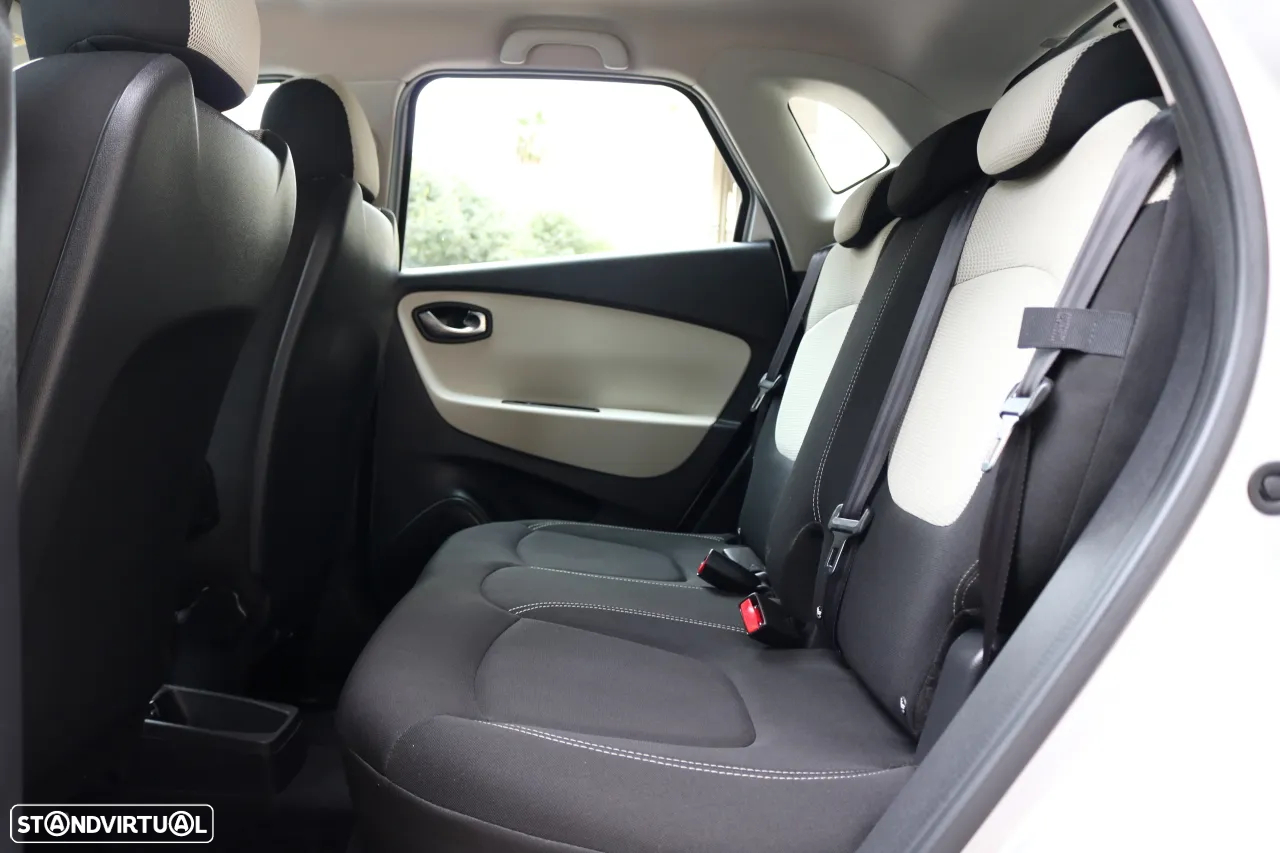 Renault Captur 1.5 dCi Exclusive EDC - 15