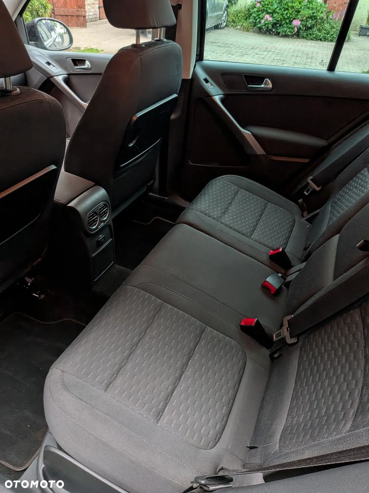 Volkswagen Tiguan - 13