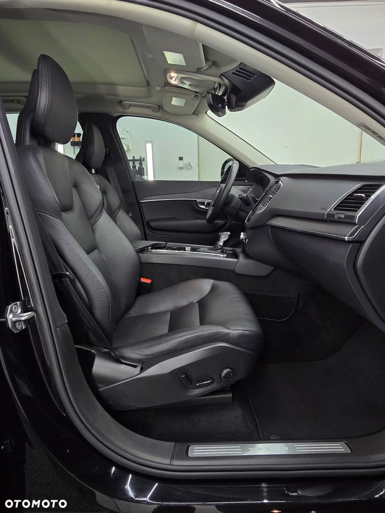 Volvo XC 90 T6 AWD Momentum 7os - 14