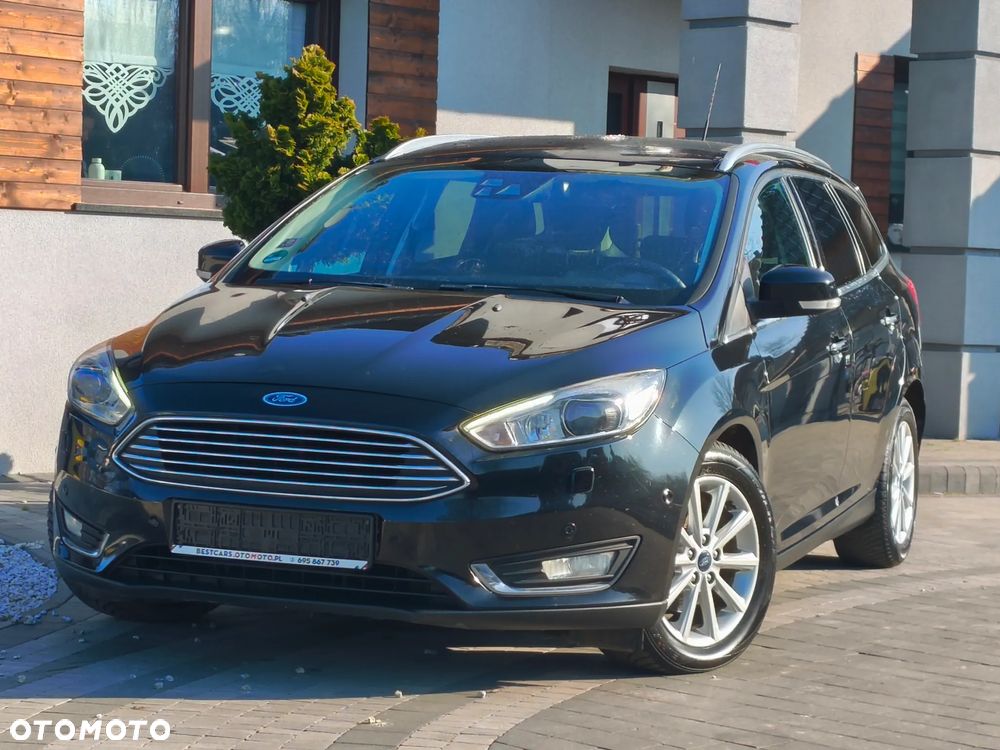 Ford Focus 1.0 EcoBoost STart-Stopp-System TITANIUM - 1