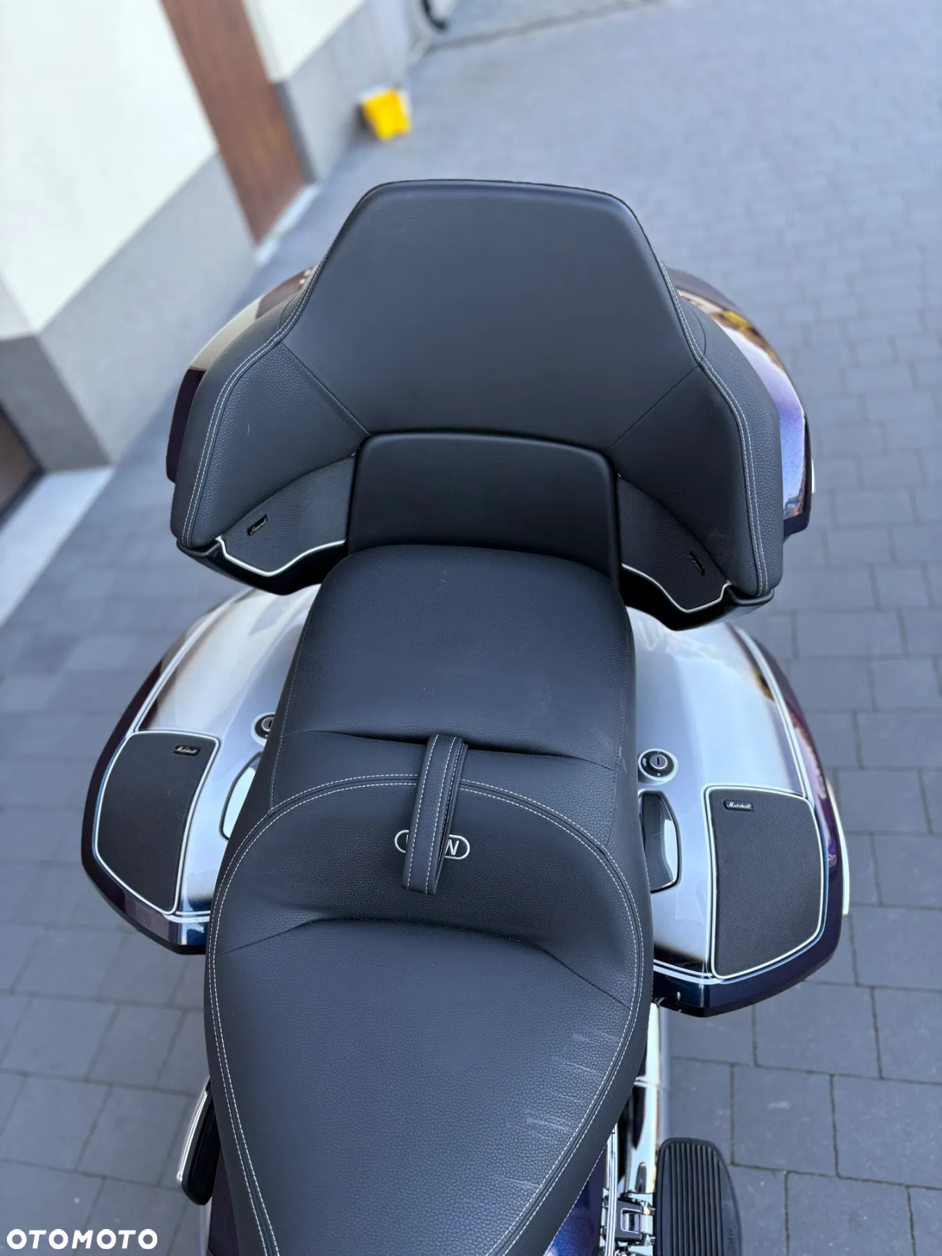 BMW R - 10