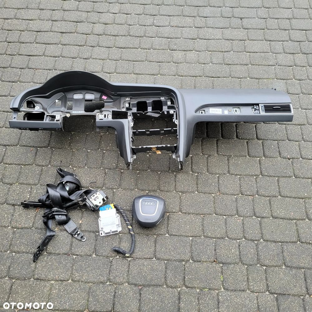 AUDI A6 C6 LIFT DESKA KONSOLA AIRBAG PASY CZARNA SOUL 4 RAMMIENNA KOMPLET - 1