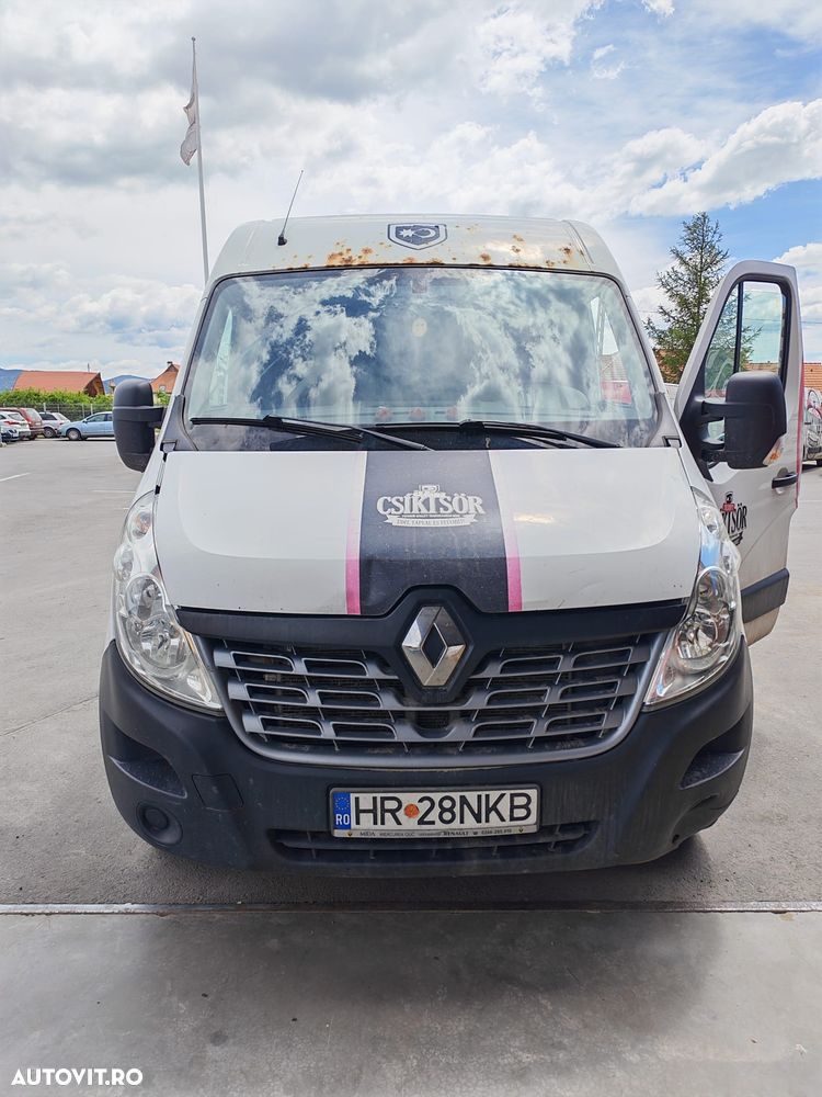 Renault Master 2.3 130 Furgon Cabina Dubla L3H2 3,5t 6+1 8,83 m3 - 8