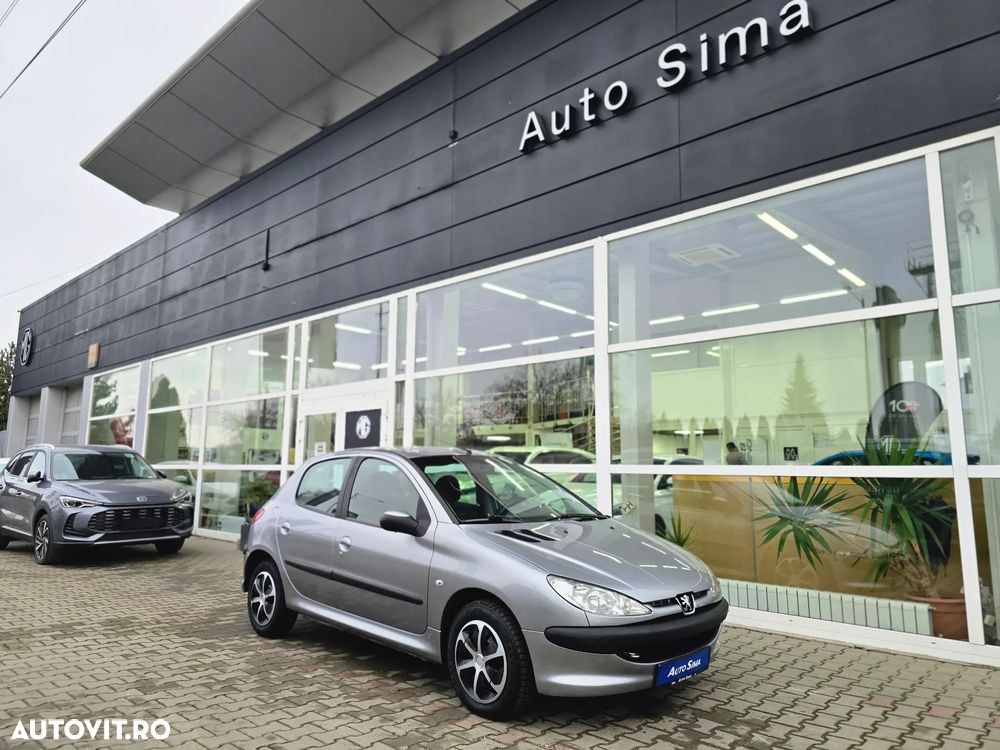 Peugeot 206 - 1