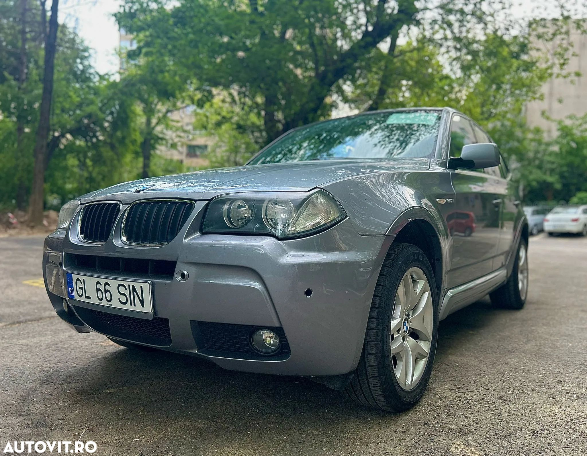 BMW X3 2.0i - 1