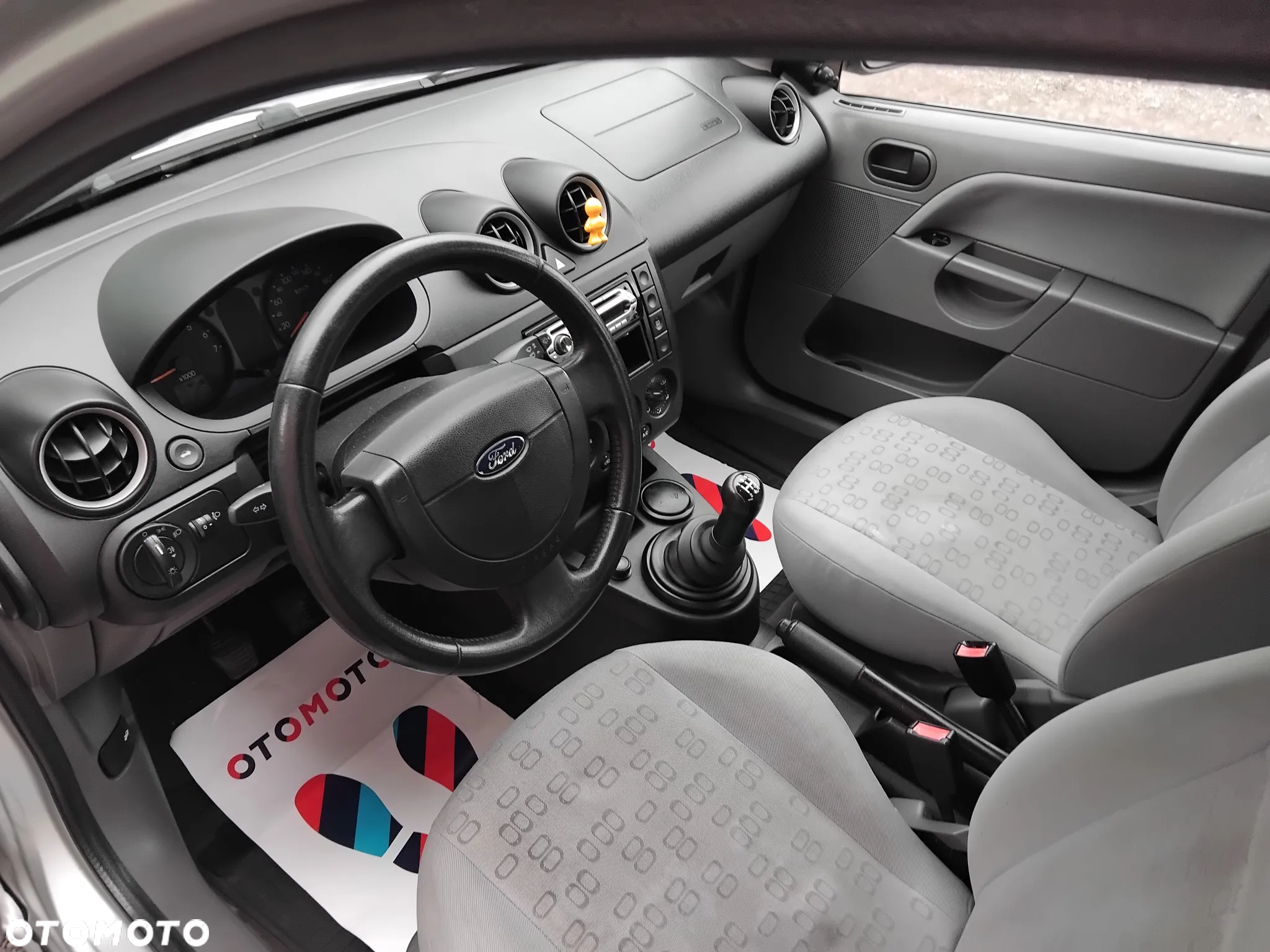 Ford Fiesta 1.4 Ambiente - 9