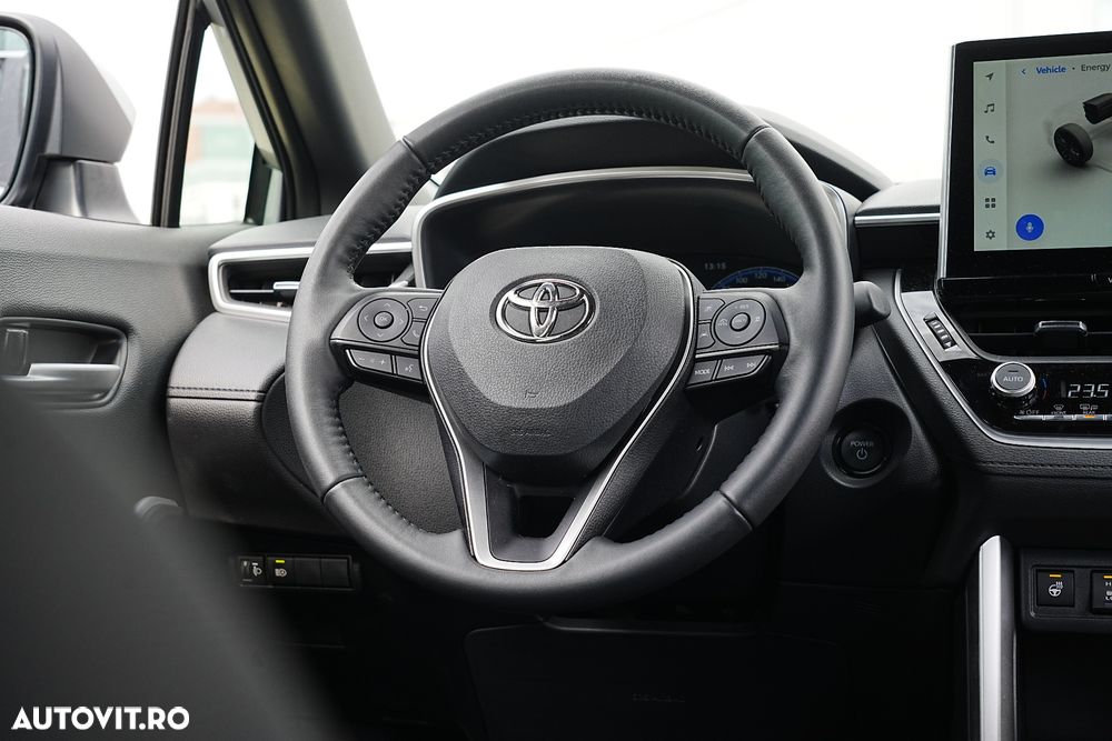 Toyota Corolla Cross - 27