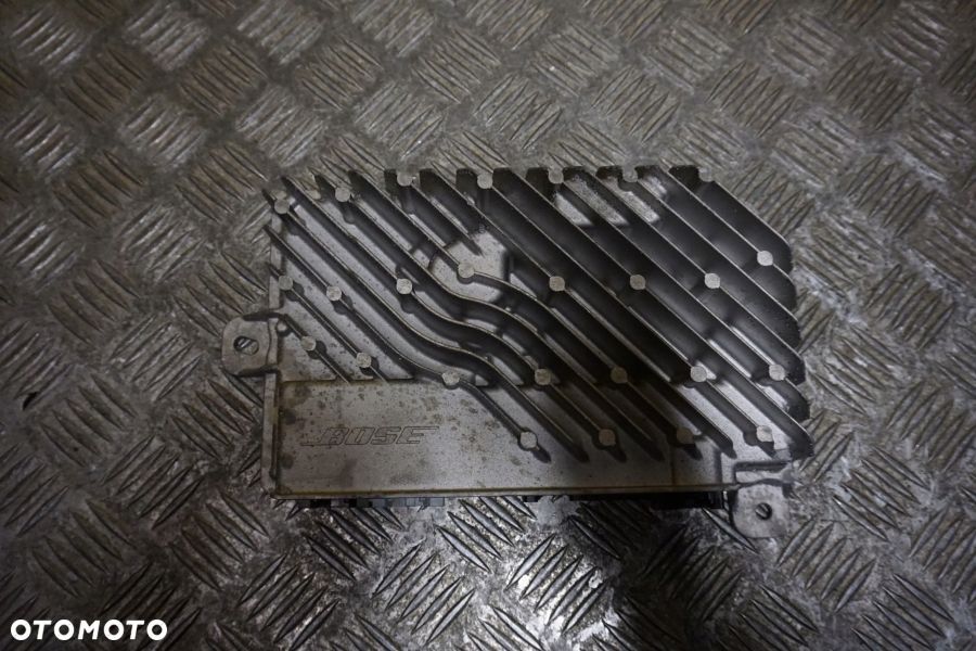 CHEVROLET CORVETTE C8 2020 - Wzmacniacz Audio Radio BOSE USA - 5