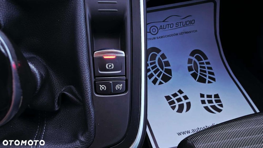 Renault Scenic ENERGY TCe 115 INTENS - 27