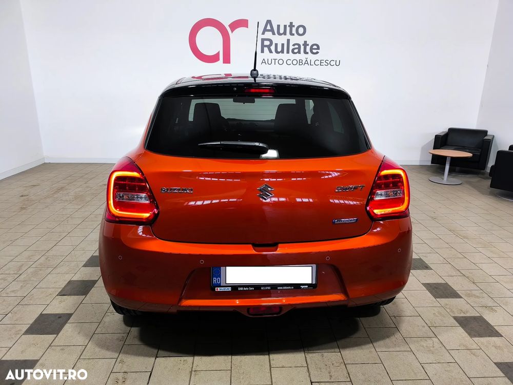 Suzuki Swift 1.2 Dualjet 12V MHEV CVT Spirit - 2
