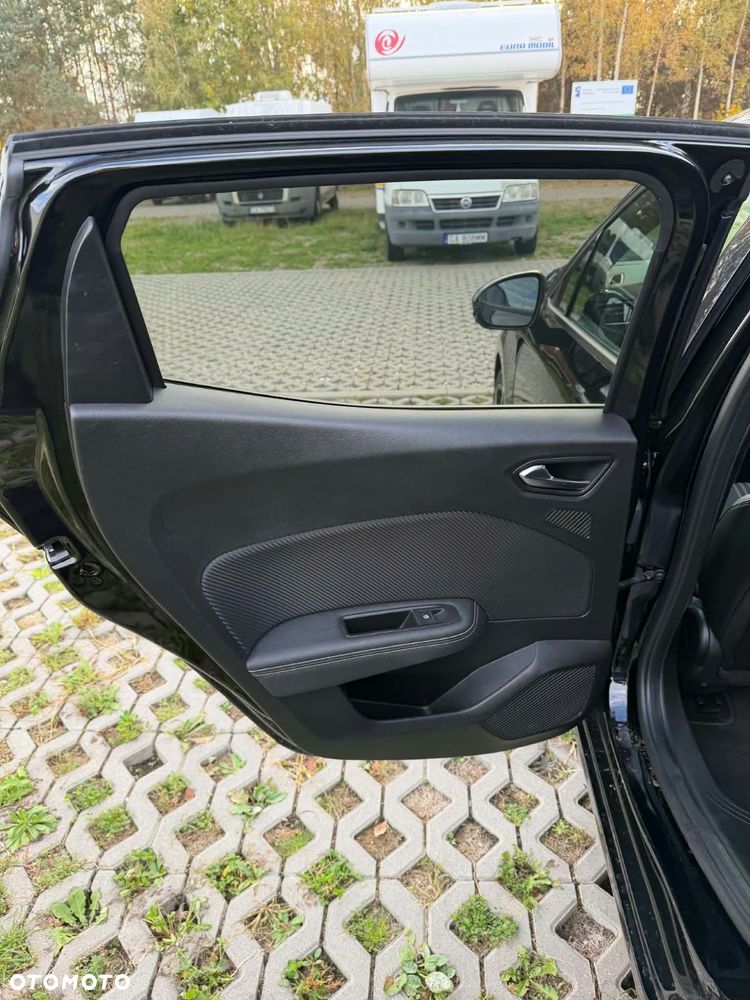 Renault Clio - 9